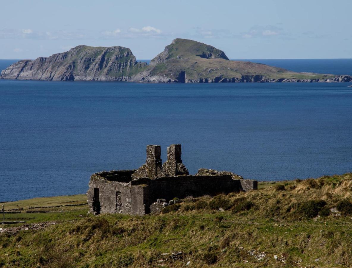 Skellig Port Accommodation - 1 Studio Bed Apartment Portmagee Exterior photo